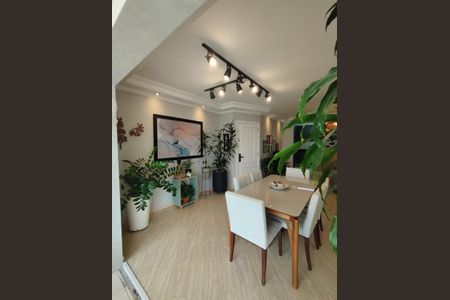 Sala de apartamento à venda com 3 quartos, 104m² em Vila Gumercindo, São Paulo