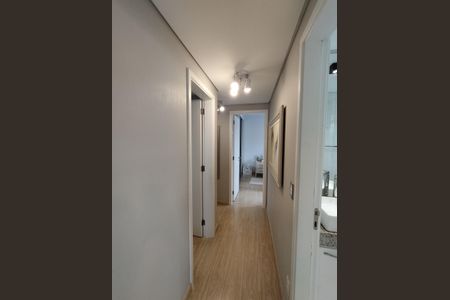 Apartamento à venda com 104m², 3 quartos e 2 vagas Apartamento à venda com 104m², 3 quartos e 2 vagasCorredor