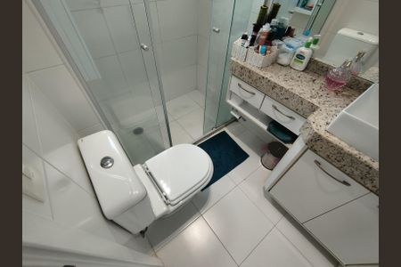 Apartamento à venda com 104m², 3 quartos e 2 vagas Apartamento à venda com 104m², 3 quartos e 2 vagasBanheiro da Suíte