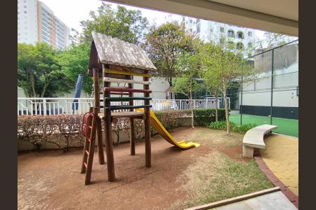 Apartamento à venda com 104m², 3 quartos e 2 vagas Apartamento à venda com 104m², 3 quartos e 2 vagasÁrea comum - Playground