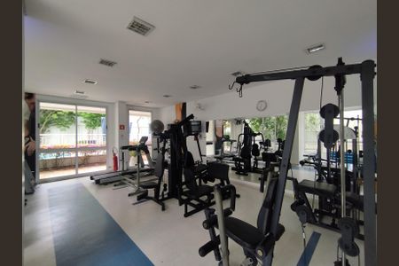 Apartamento à venda com 104m², 3 quartos e 2 vagas Apartamento à venda com 104m², 3 quartos e 2 vagasÁrea comum - Academia