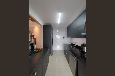 Apartamento à venda com 104m², 3 quartos e 2 vagas Apartamento à venda com 104m², 3 quartos e 2 vagasCozinha