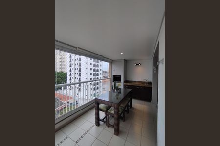 Apartamento à venda com 104m², 3 quartos e 2 vagas Apartamento à venda com 104m², 3 quartos e 2 vagasVaranda gourmet