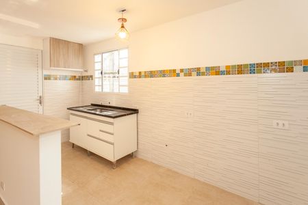 Casa à venda com 420m², 4 quartos e 6 vagasCozinha da Edícula