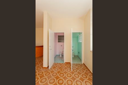 Casa à venda com 420m², 4 quartos e 6 vagasBanheiro da Piscina