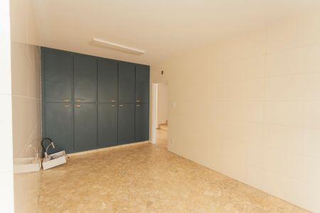 Casa à venda com 420m², 4 quartos e 6 vagasCopa