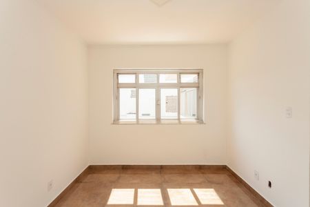 Casa à venda com 420m², 4 quartos e 6 vagasSala de estar