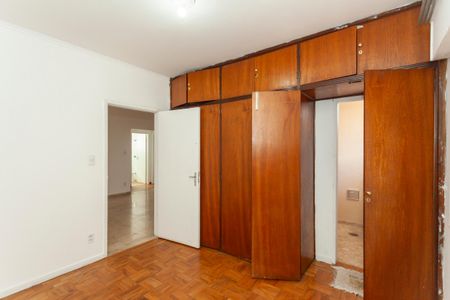 Casa à venda com 420m², 4 quartos e 6 vagasSuíte 2