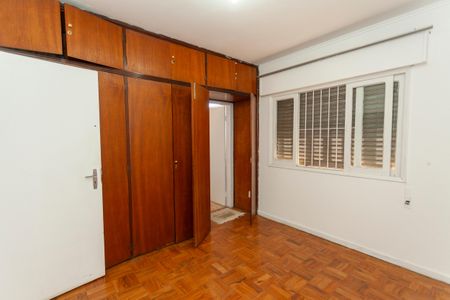 Casa à venda com 420m², 4 quartos e 6 vagasSuíte 2