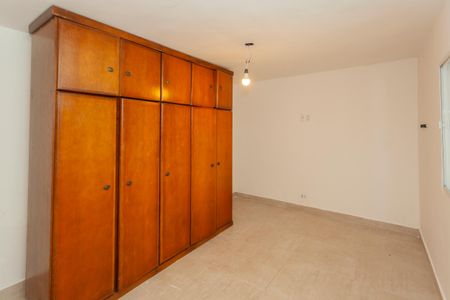 Casa à venda com 420m², 4 quartos e 6 vagasQuarto da Edícula