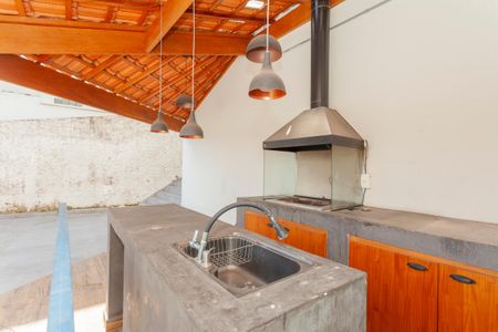 Casa à venda com 420m², 4 quartos e 6 vagasChurrasqueira