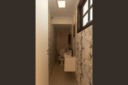 Lavabo de casa para alugar com 3 quartos, 170m² em Campo Comprido, Curitiba