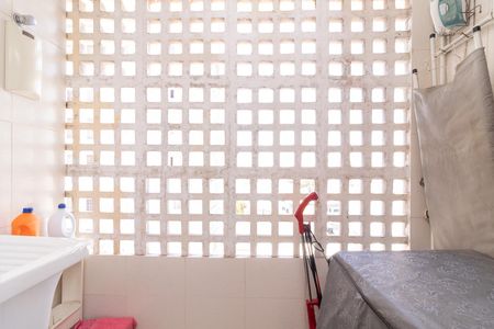 Apartamento à venda com 65m², 2 quartos e 1 vagaÁrea de Serviço