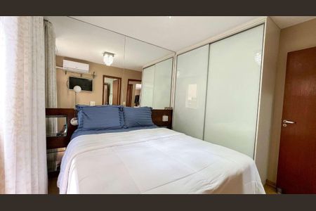 Apartamento à venda com 122m², 3 quartos e 2 vagasFoto 01