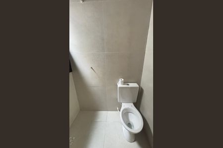 Casa à venda com 125m², 3 quartos e 2 vagas Casa à venda com 125m², 3 quartos e 2 vagasBanheiro