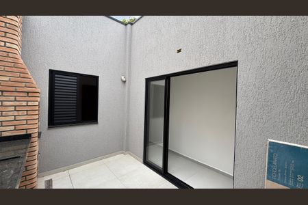 Casa à venda com 125m², 3 quartos e 2 vagas Casa à venda com 125m², 3 quartos e 2 vagasÁrea Privativa