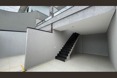 Casa à venda com 125m², 3 quartos e 2 vagas Casa à venda com 125m², 3 quartos e 2 vagasGaragem