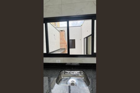 Casa à venda com 125m², 3 quartos e 2 vagas Casa à venda com 125m², 3 quartos e 2 vagasCozinha