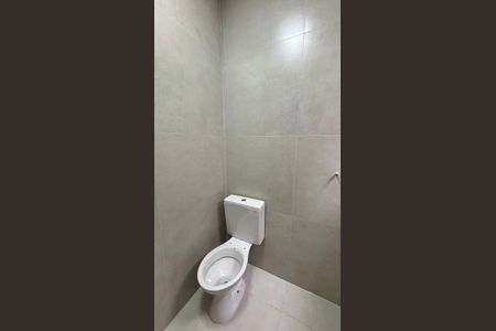 Casa à venda com 125m², 3 quartos e 2 vagas Casa à venda com 125m², 3 quartos e 2 vagasBanheiro da Suíte