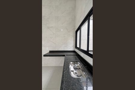 Casa à venda com 125m², 3 quartos e 2 vagas Casa à venda com 125m², 3 quartos e 2 vagasCozinha