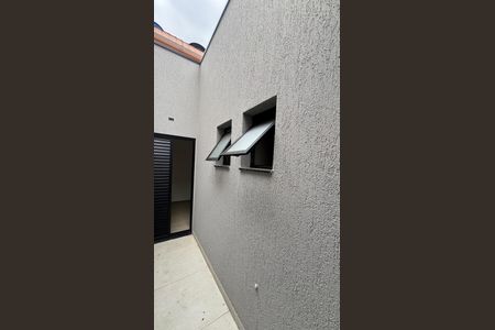 Casa à venda com 125m², 3 quartos e 2 vagas Casa à venda com 125m², 3 quartos e 2 vagas Varanda da Suite