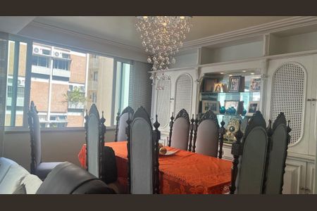 Apartamento à venda com 4 quartos, 238m² em Icaraí, Niterói