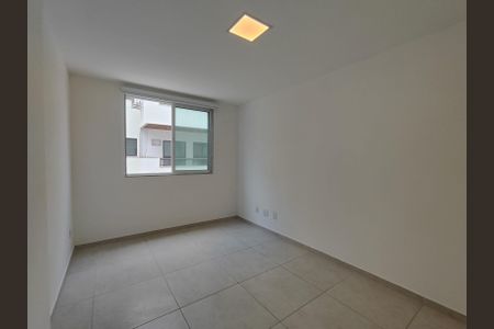 Apartamento à venda com 90m², 3 quartos e 2 vagas Apartamento à venda com 90m², 3 quartos e 2 vagasQuarto 2