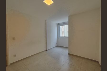 Apartamento à venda com 90m², 3 quartos e 2 vagas Apartamento à venda com 90m², 3 quartos e 2 vagasSuíte