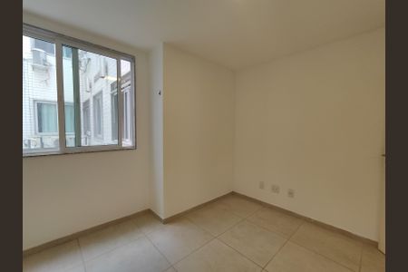 Apartamento à venda com 90m², 3 quartos e 2 vagas Apartamento à venda com 90m², 3 quartos e 2 vagasQuarto 1