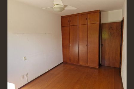 Apartamento à venda com 4 quartos, 183m² em Cambuí, Campinas