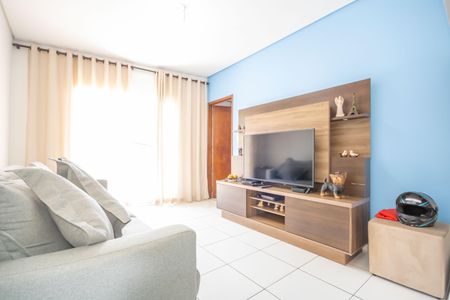 Casa à venda com 150m², 3 quartos e 2 vagasSala