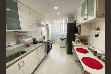 Apartamento à venda com 124m², 3 quartos e 2 vagas