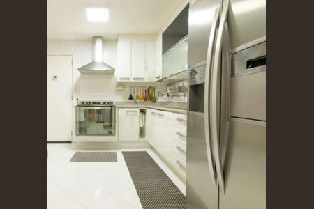 Apartamento à venda com 201m², 3 quartos e 3 vagas