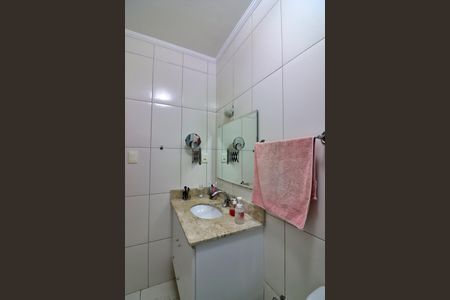 Casa para alugar com 125m², 2 quartos e 2 vagasBanheiro da Suíte