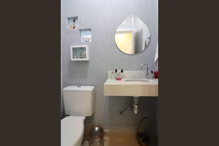 Casa para alugar com 125m², 2 quartos e 2 vagasLavabo