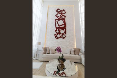 Casa de condomínio à venda com 460m², 5 quartos e 4 vagas Casa de condomínio à venda com 460m², 5 quartos e 4 vagasSala 1