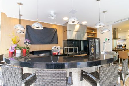 Casa de condomínio à venda com 460m², 5 quartos e 4 vagas Casa de condomínio à venda com 460m², 5 quartos e 4 vagasÁrea Gourmet