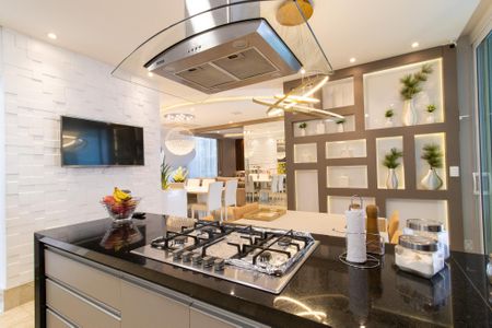Casa de condomínio à venda com 460m², 5 quartos e 4 vagas Casa de condomínio à venda com 460m², 5 quartos e 4 vagasCozinha