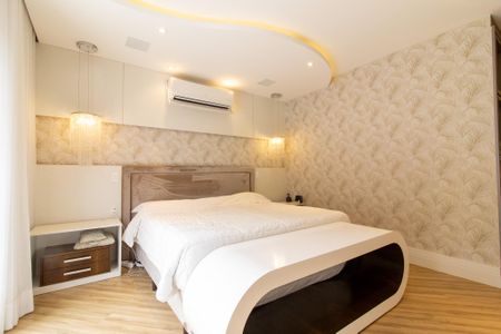 Casa de condomínio à venda com 460m², 5 quartos e 4 vagas Casa de condomínio à venda com 460m², 5 quartos e 4 vagasSuíte 1