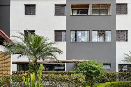 Apartamento à venda com 107m², 2 quartos e 1 vagaFachada - Placa