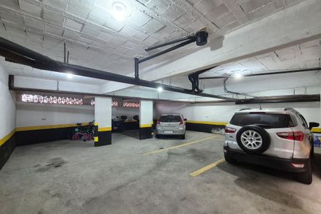 Apartamento à venda com 70m², 2 quartos e 1 vaga Apartamento à venda com 70m², 2 quartos e 1 vagaGaragem
