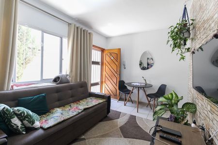 Sala de casa de condomínio para alugar com 2 quartos, 60m² em Cidade Líder, São Paulo