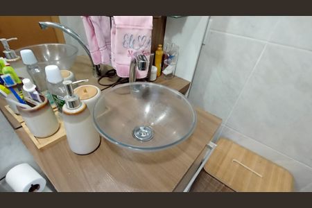 Apartamento à venda com 74m², 3 quartos e 1 vaga Apartamento à venda com 74m², 3 quartos e 1 vagaBanheiro da Suíte