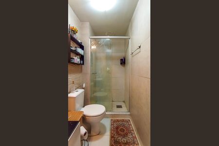 Apartamento à venda com 74m², 3 quartos e 1 vaga Apartamento à venda com 74m², 3 quartos e 1 vagaBanheiro Social