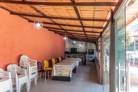 Casa à venda com 450m², 3 quartos e 4 vagas Casa à venda com 450m², 3 quartos e 4 vagasÁrea Externa