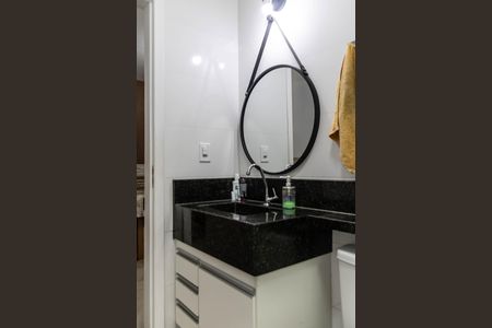 Casa à venda com 450m², 3 quartos e 4 vagas Casa à venda com 450m², 3 quartos e 4 vagasBanheiro Social