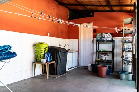 Casa à venda com 450m², 3 quartos e 4 vagas Casa à venda com 450m², 3 quartos e 4 vagasÁrea Externa