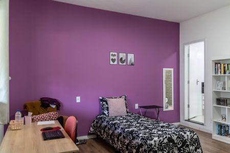 Casa à venda com 450m², 3 quartos e 4 vagas Casa à venda com 450m², 3 quartos e 4 vagasSuíte 2