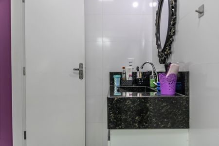 Casa à venda com 450m², 3 quartos e 4 vagas Casa à venda com 450m², 3 quartos e 4 vagasBanheiro da Suíte 2