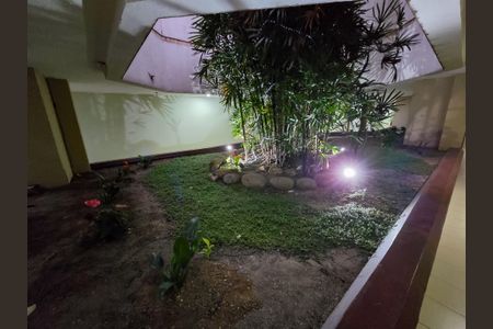 Apartamento à venda com 119m², 3 quartos e 1 vagaÁrea comum